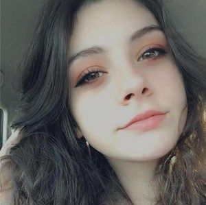 Meet your Posher, Hope